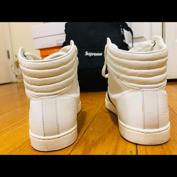 Gucci - Picture 6 of 8